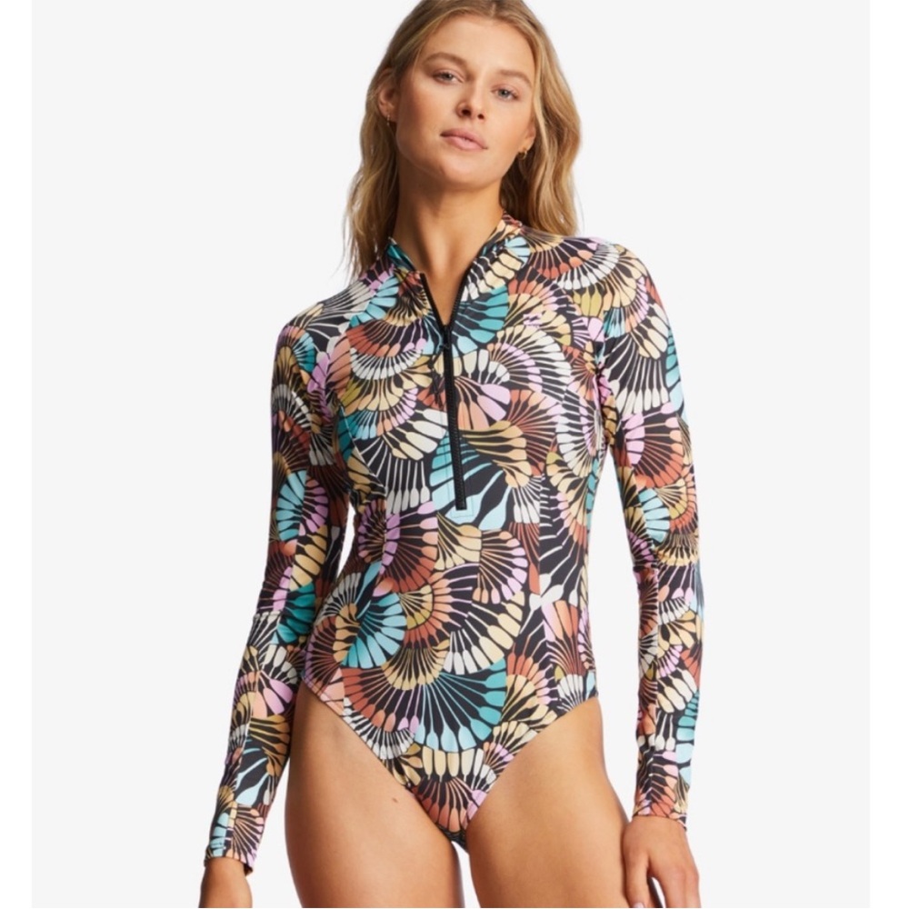 Billabong Women’s One Piece Swimsuit Long Sleeve Rash Guard Surfing Bodysurfing